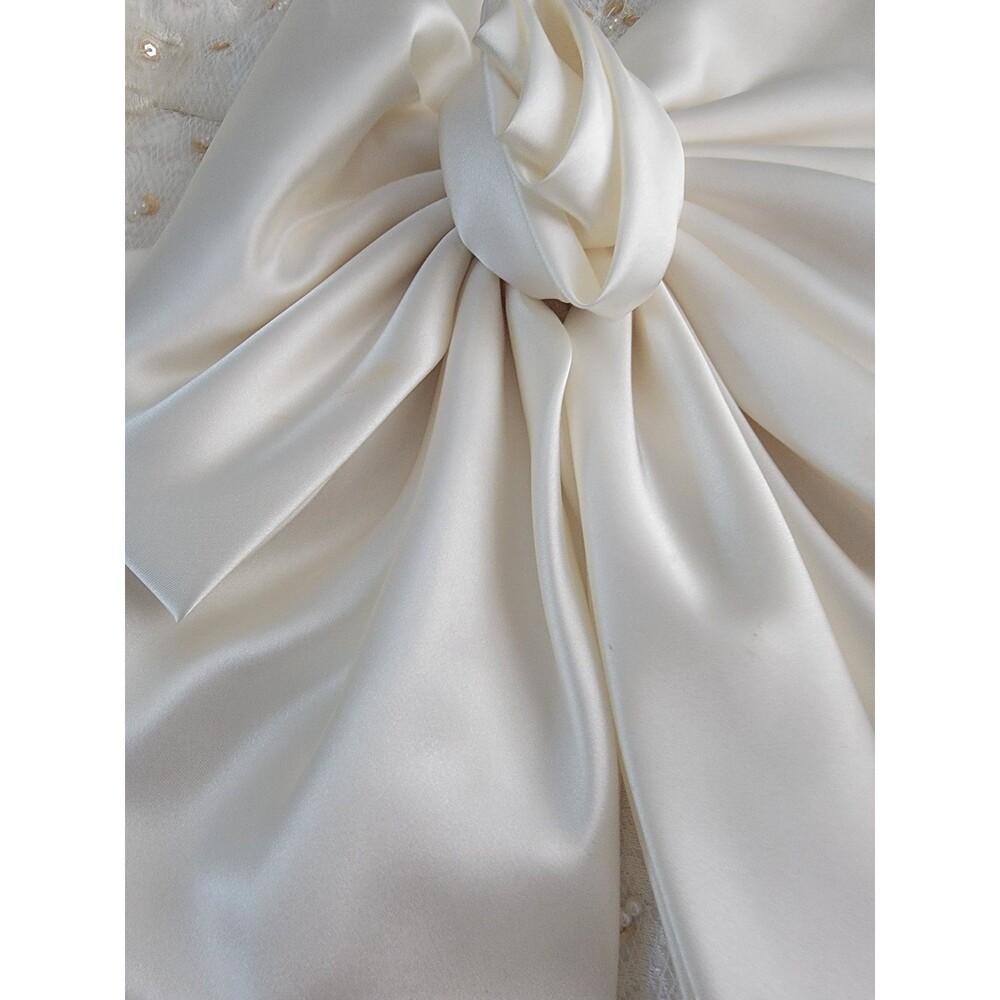 Nina Bellucci Beaded Lace Wedding Gown Ivory Open Back Bow Dress Sz 10 (Sm/Med) - Picture 11 of 16